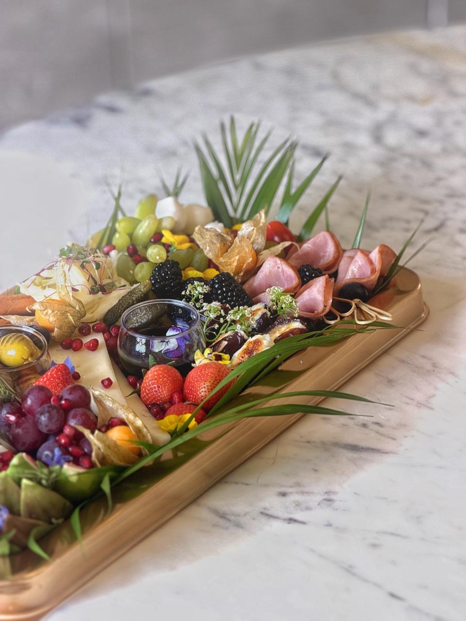 EID Cheese Platter - لوح أجبان العيد